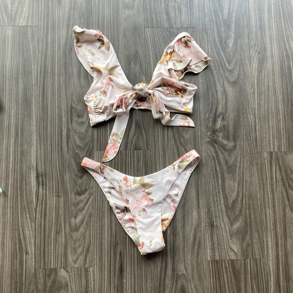 P2F Other - P2F Bikini Floral Swimsuit Top and Bottom